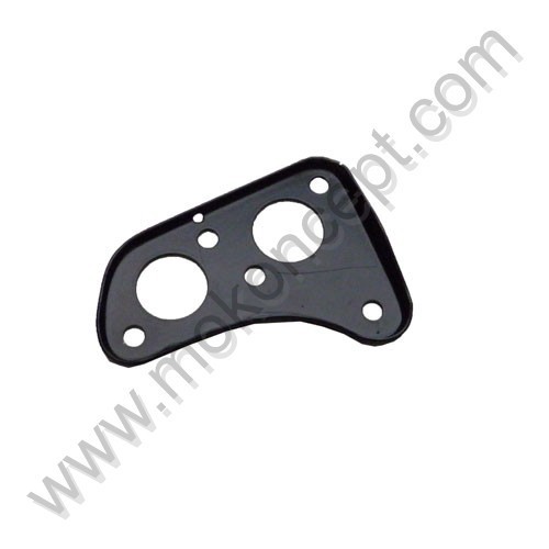 Patte fixation tirant moteur sup.