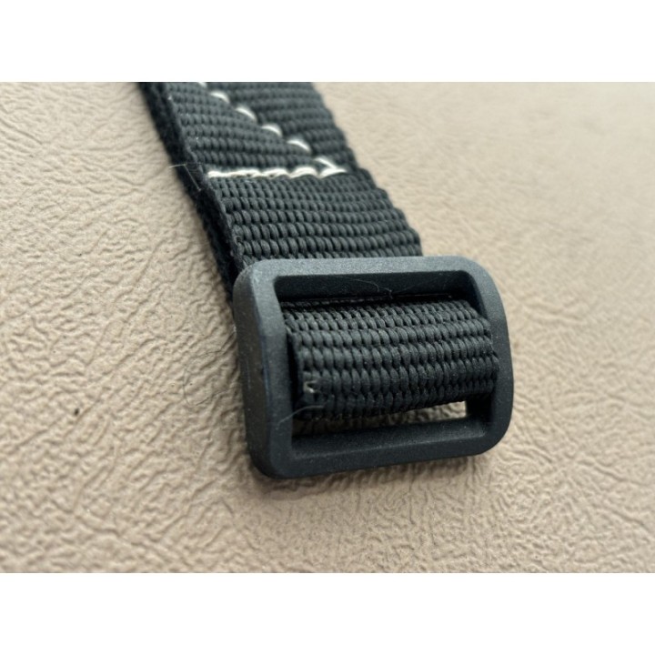 Attache sangle capote Moke 1986 / 1994