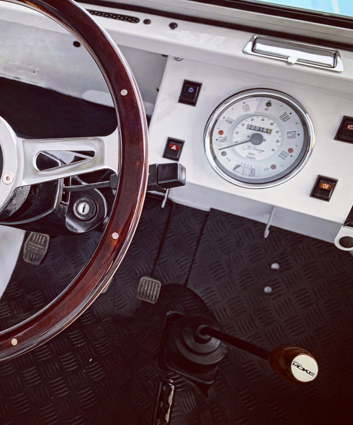 Jeu de tapis de sol caoutchouc avant et arrière