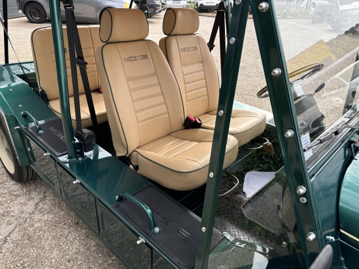 Sièges avant et banquette Moke Beige/noir Sans Pack